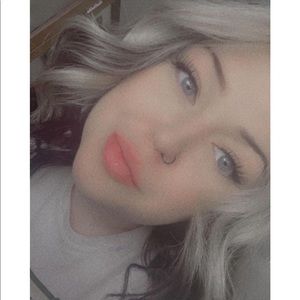 Meet your Posher, Renee